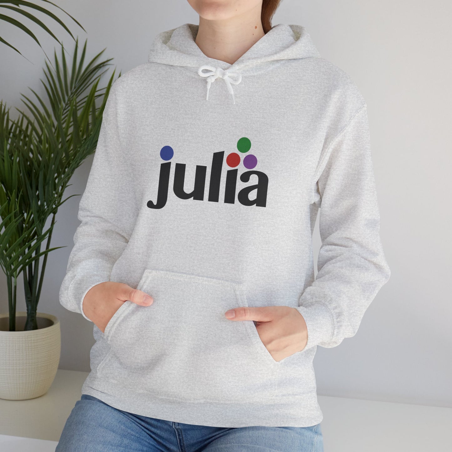light_hoodie("julia")