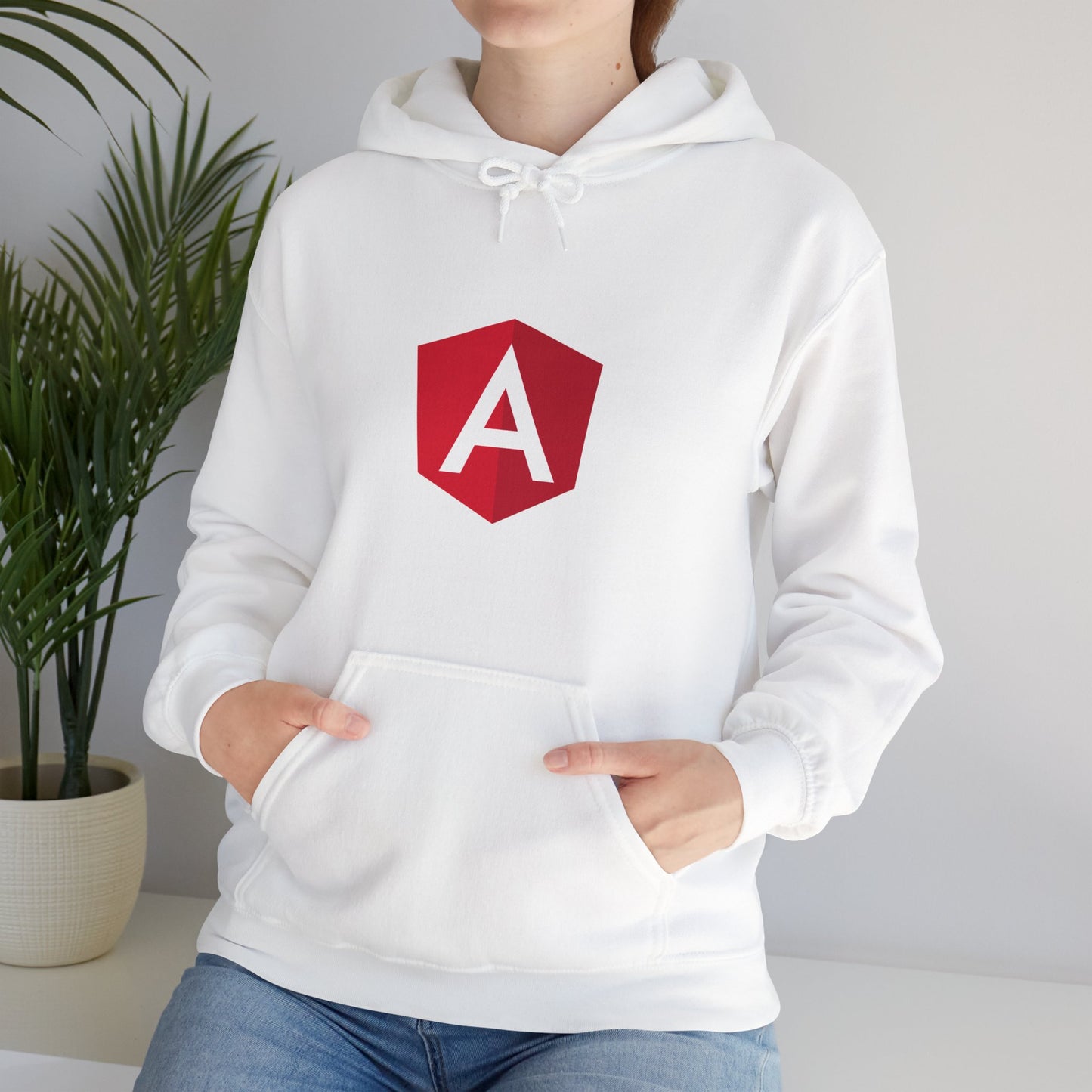 light_hoodie("angular", "#000")