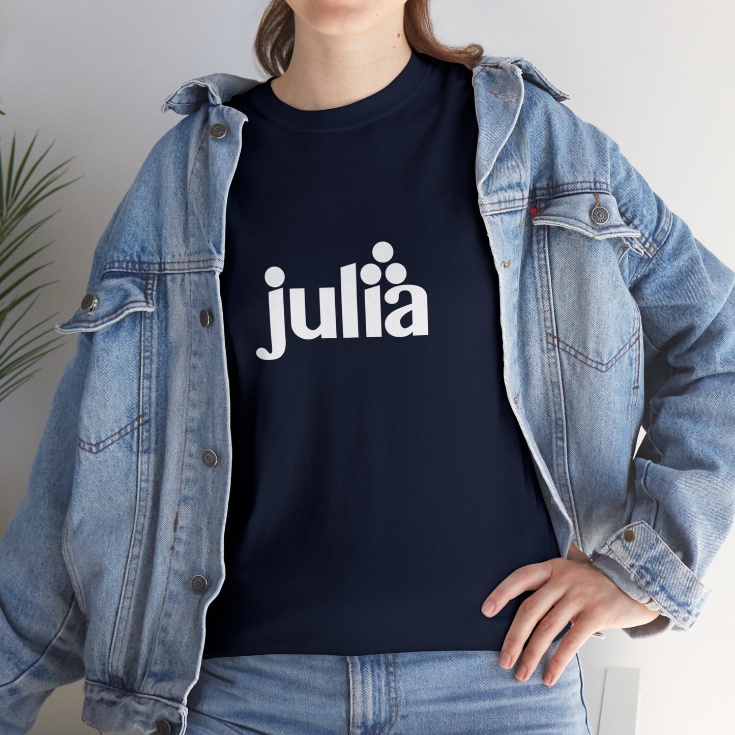 dark_teeshirt("julia")