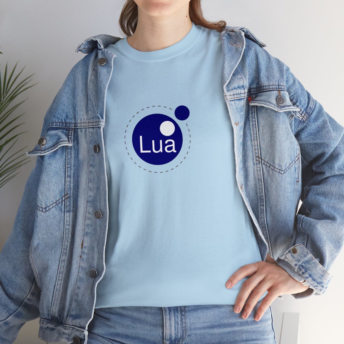 light_teeshirt("lua")
