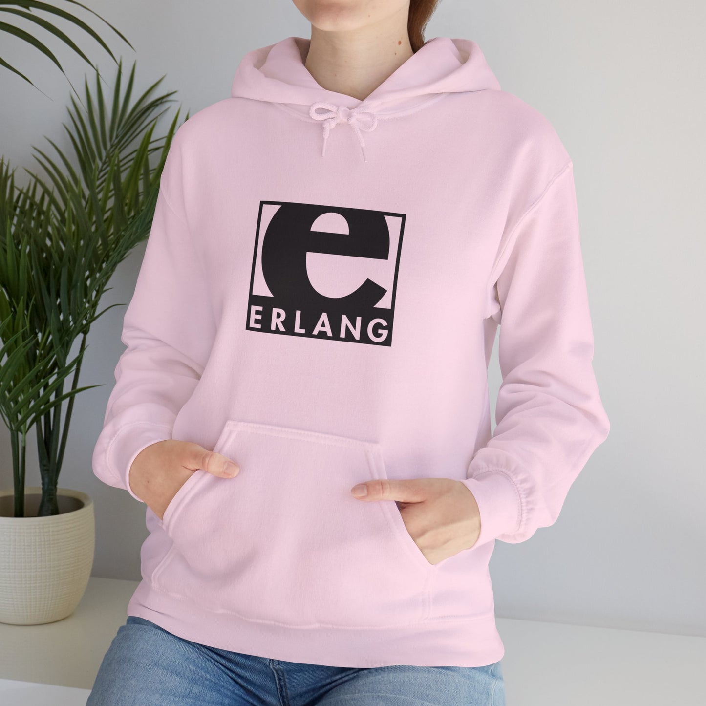 light_hoodie("erlang", "#000")