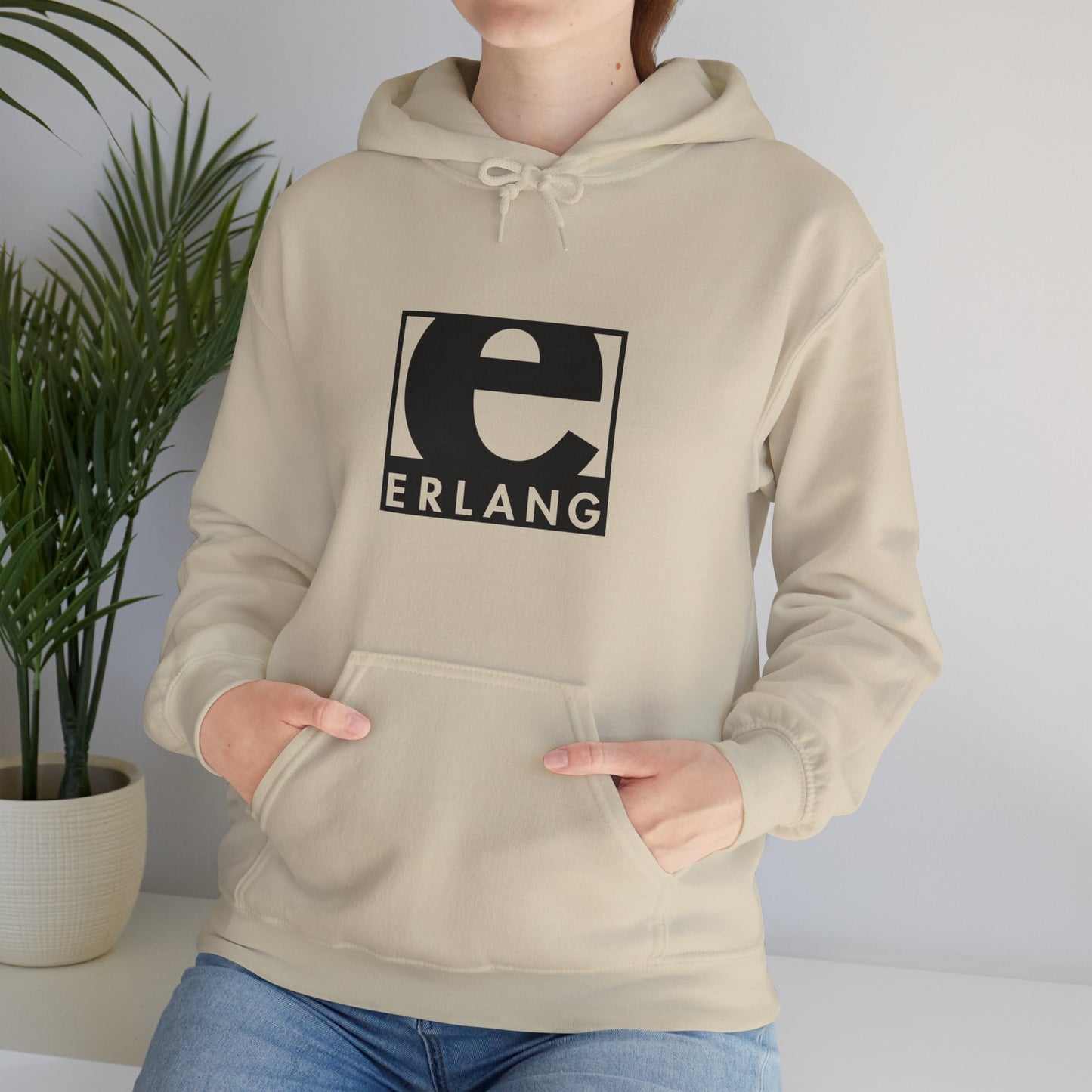 light_hoodie("erlang", "#000")