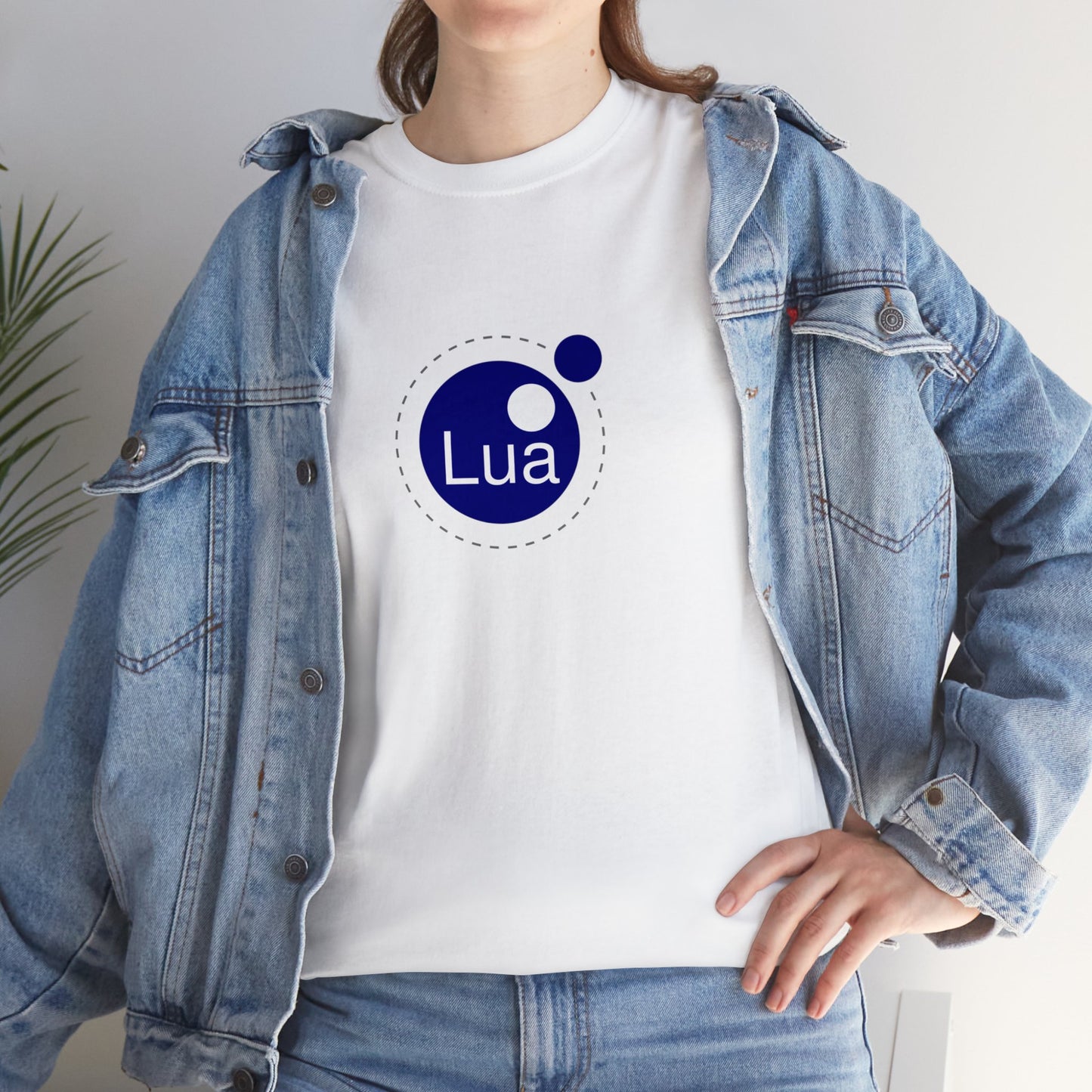 light_teeshirt("lua")