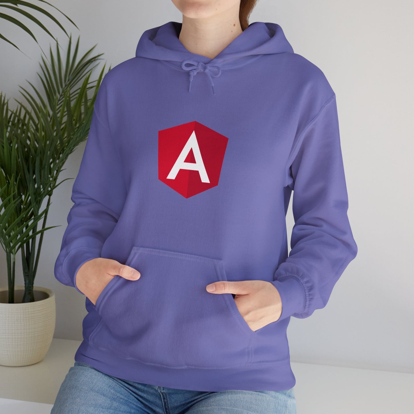 light_hoodie("angular", "#000")