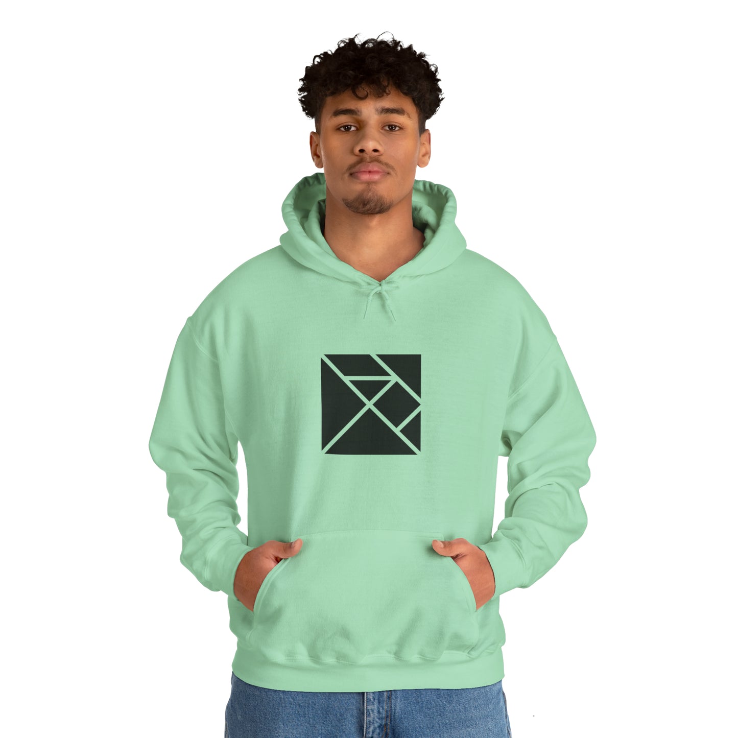 light_hoodie("elm", "#000")