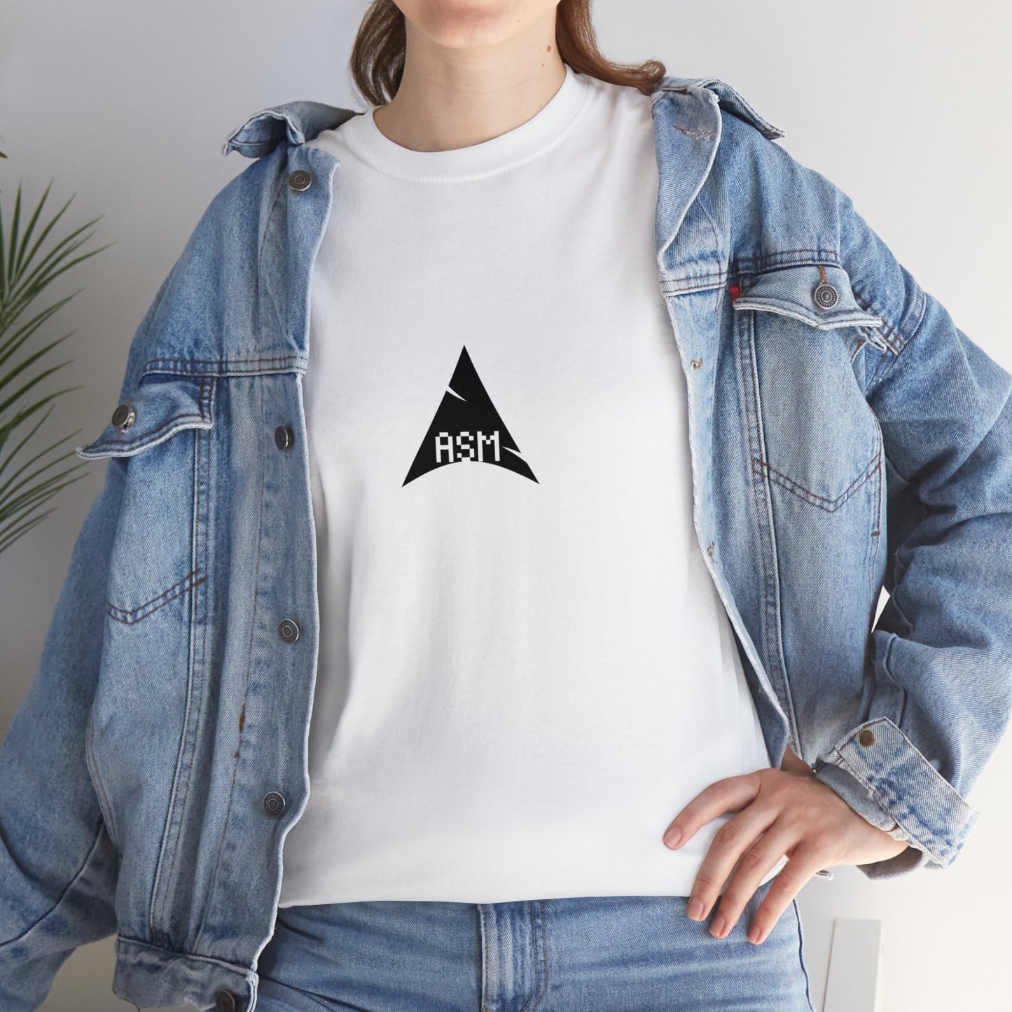 light_teeshirt("assembly", "#000")