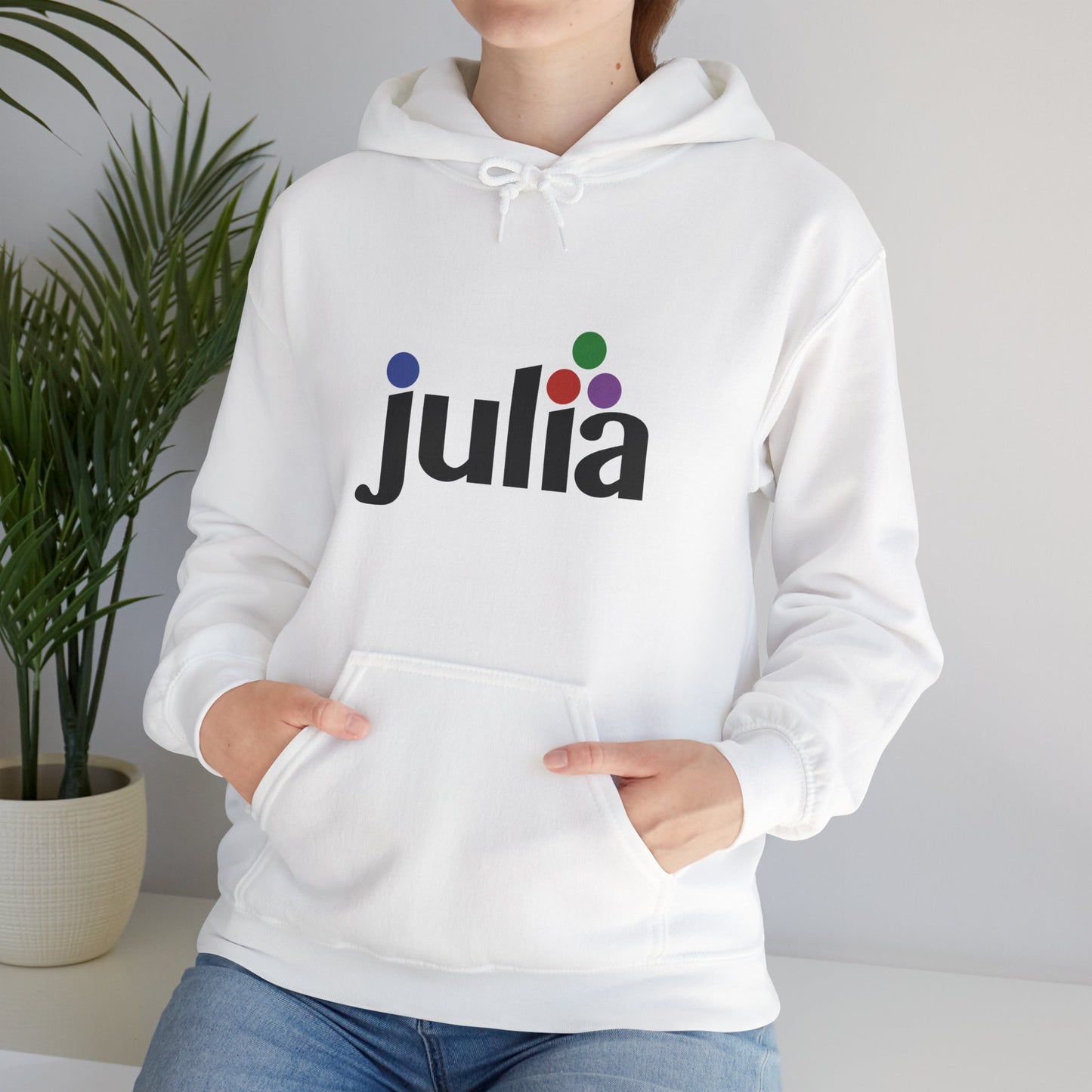 light_hoodie("julia")