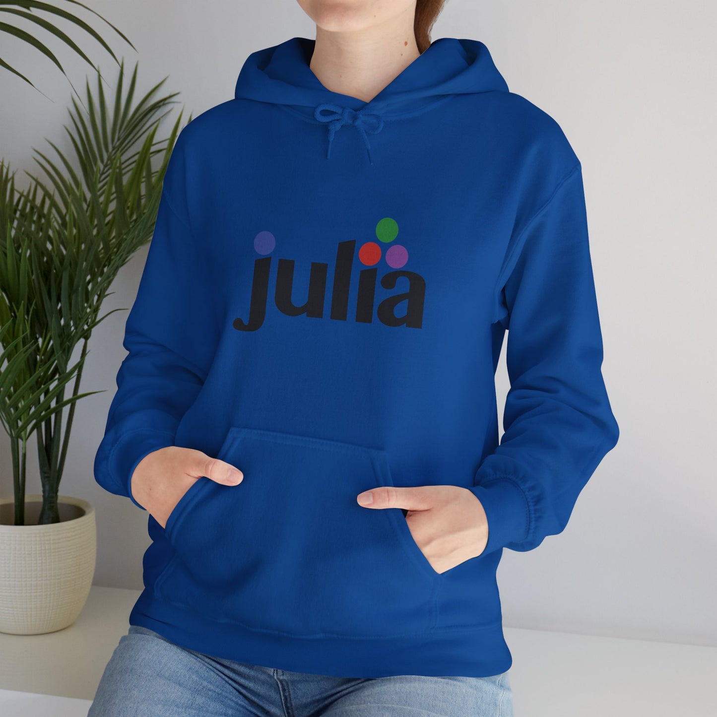 light_hoodie("julia")