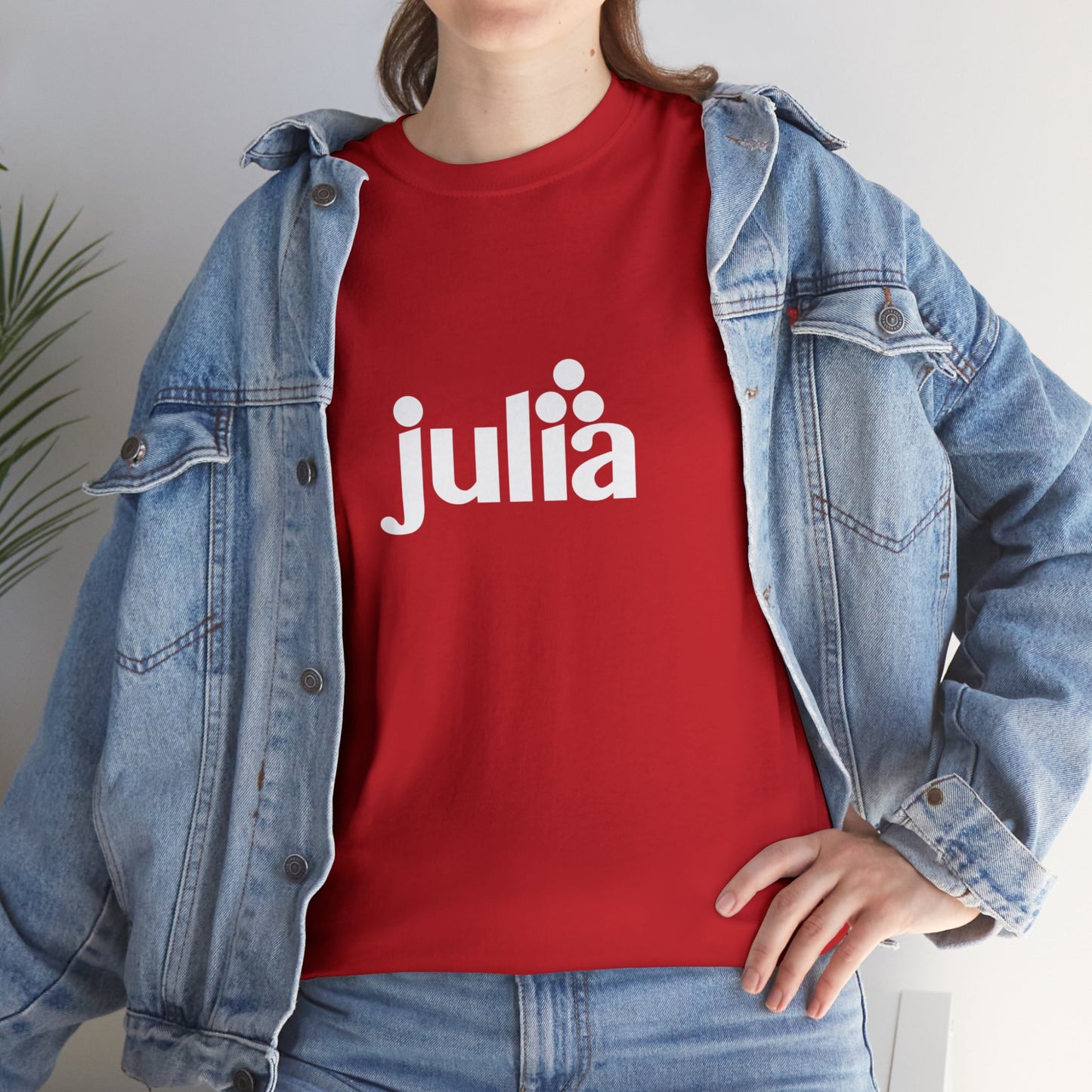 dark_teeshirt("julia")