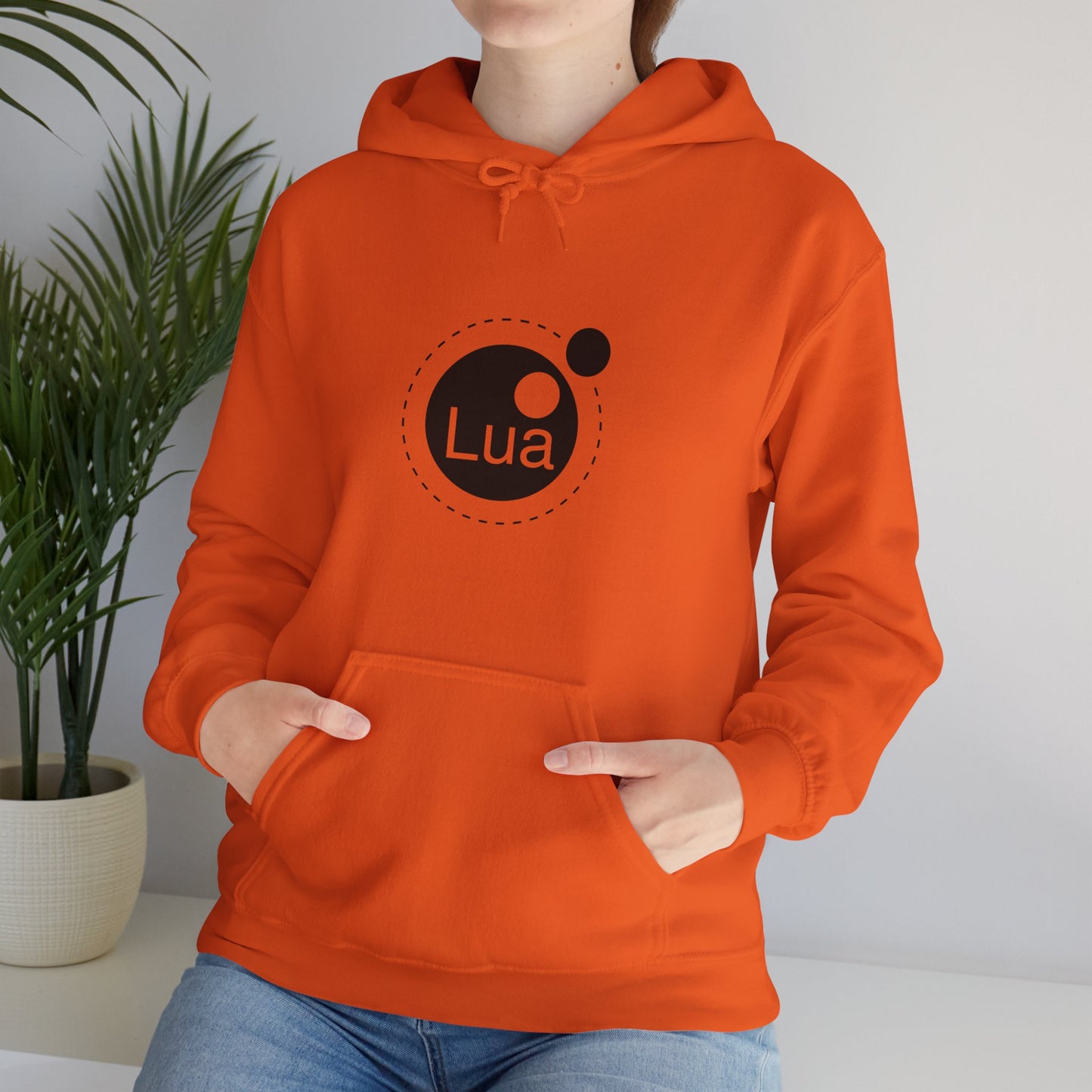 light_hoodie("lua", "#000")