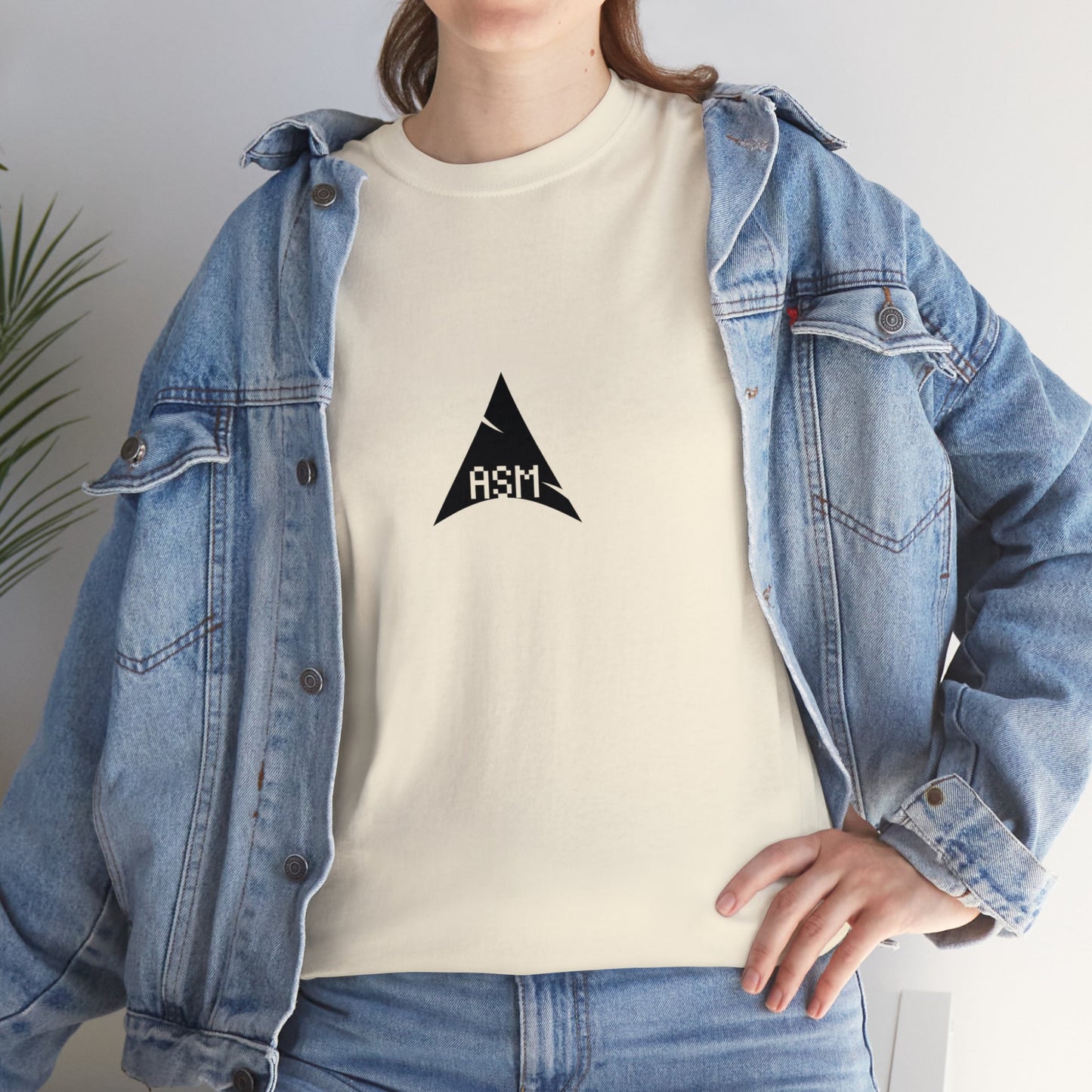 light_teeshirt("assembly", "#000")