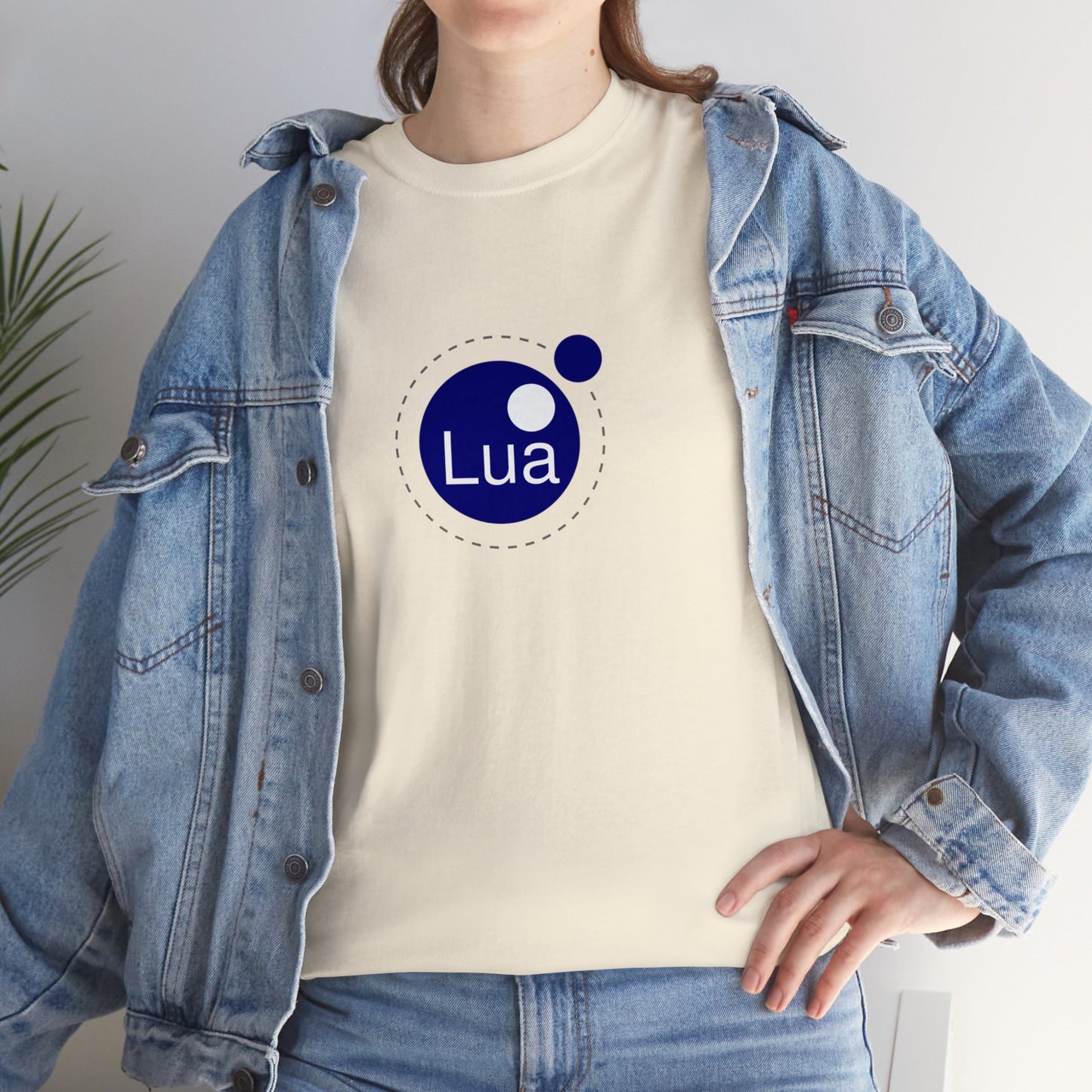 light_teeshirt("lua")