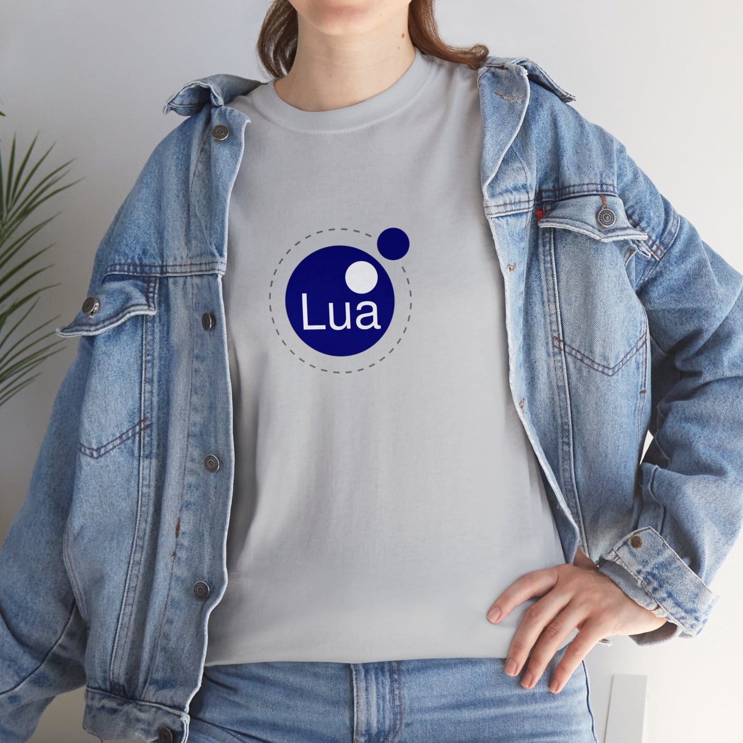 light_teeshirt("lua")