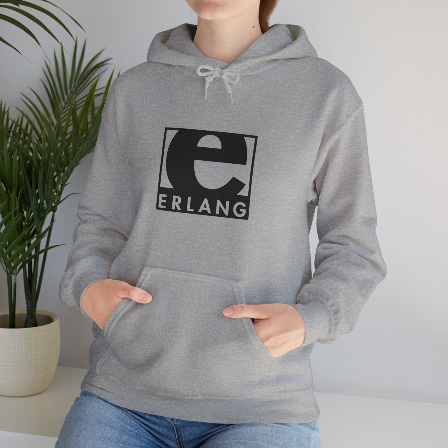 light_hoodie("erlang", "#000")