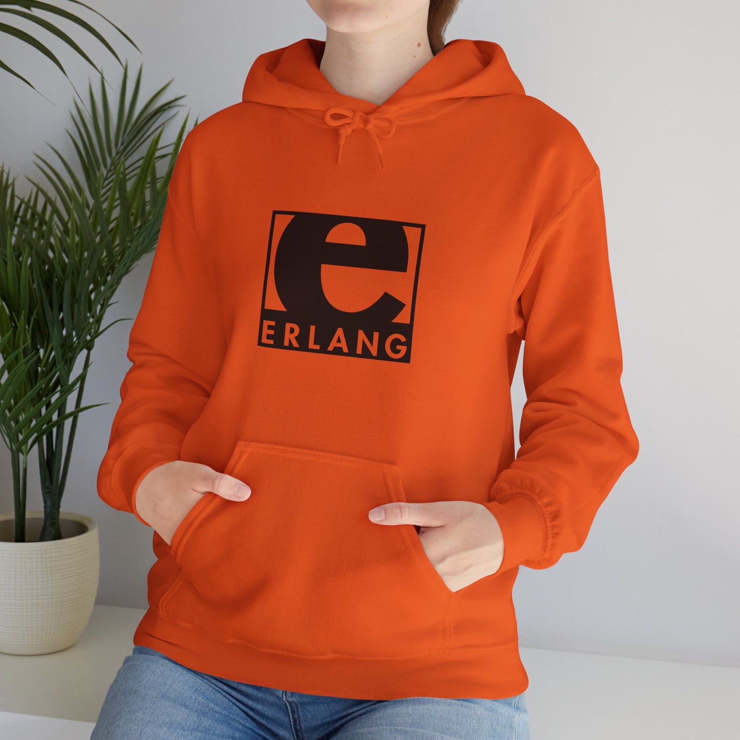 light_hoodie("erlang", "#000")