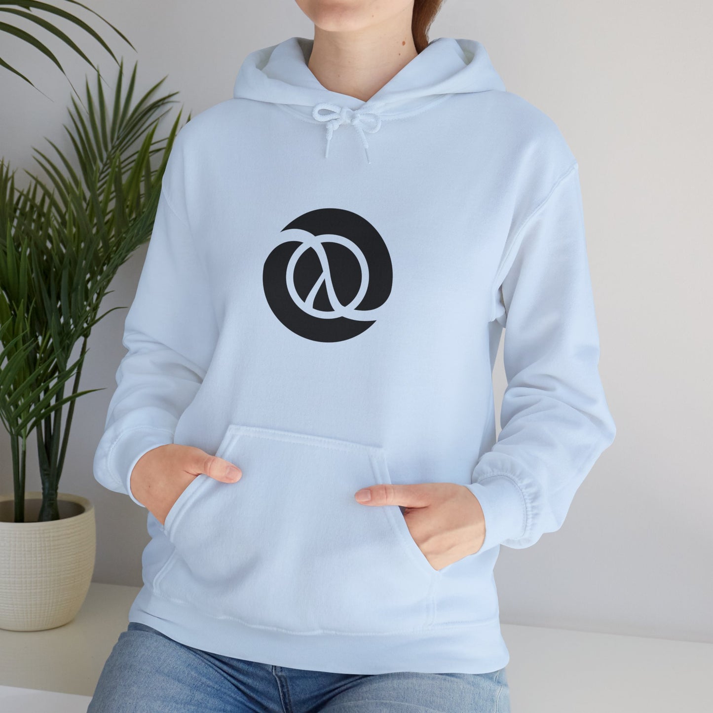 light_hoodie("clojure", "#000")