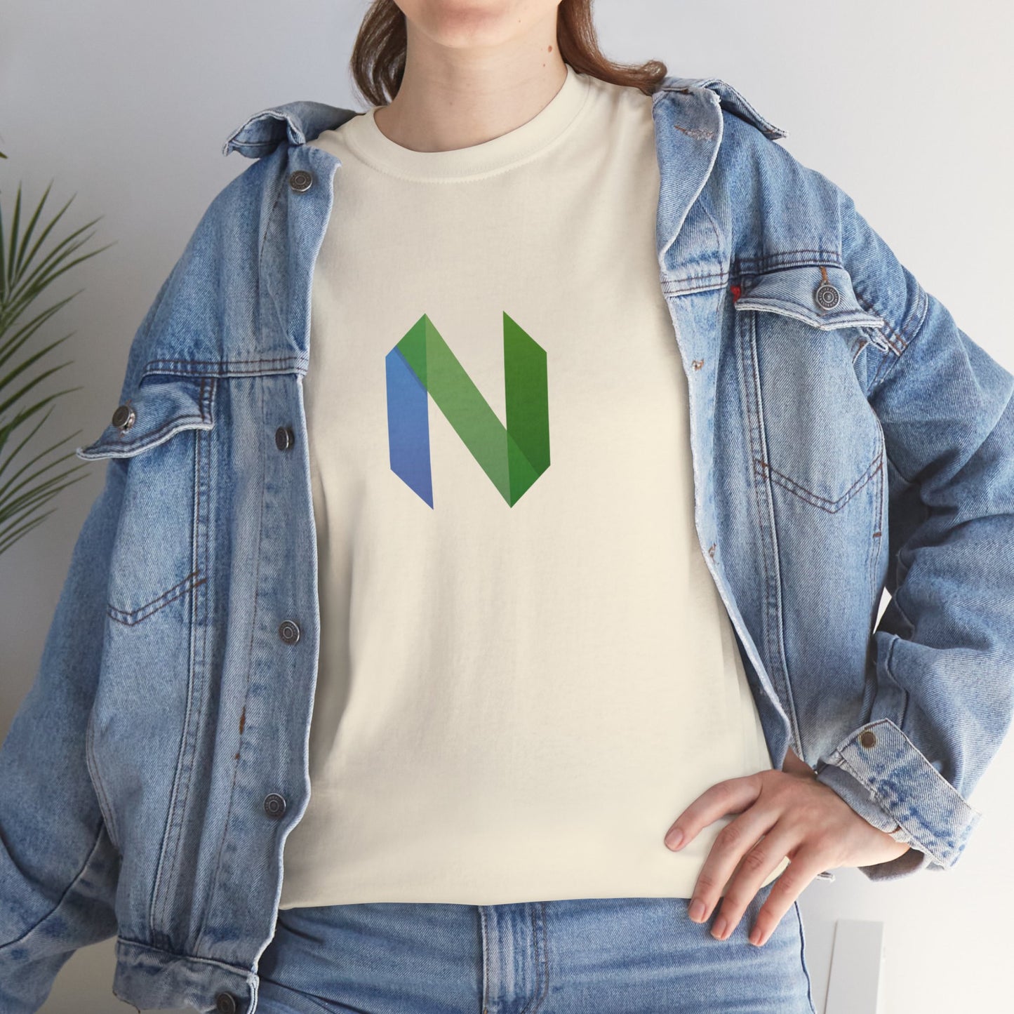light_teeshirt("neovim")