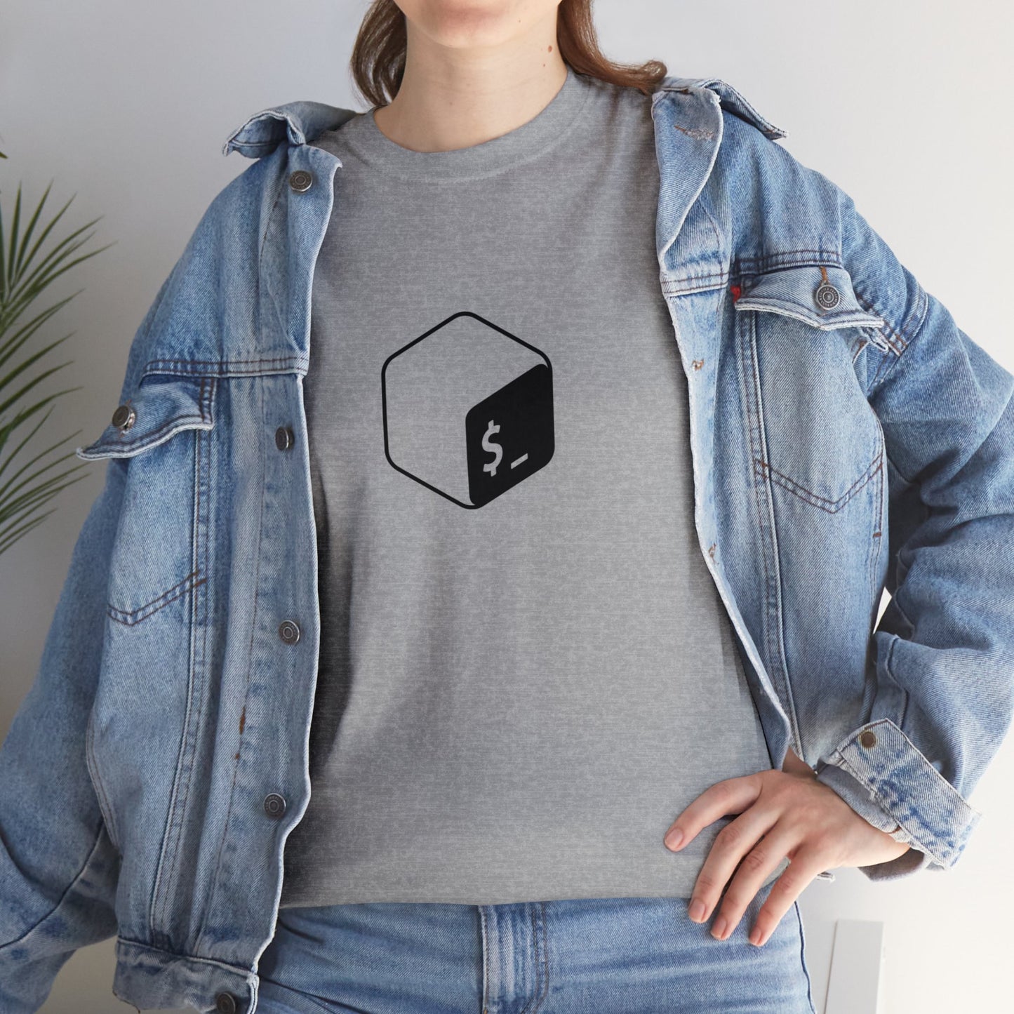 light_teeshirt("bash", "#000")