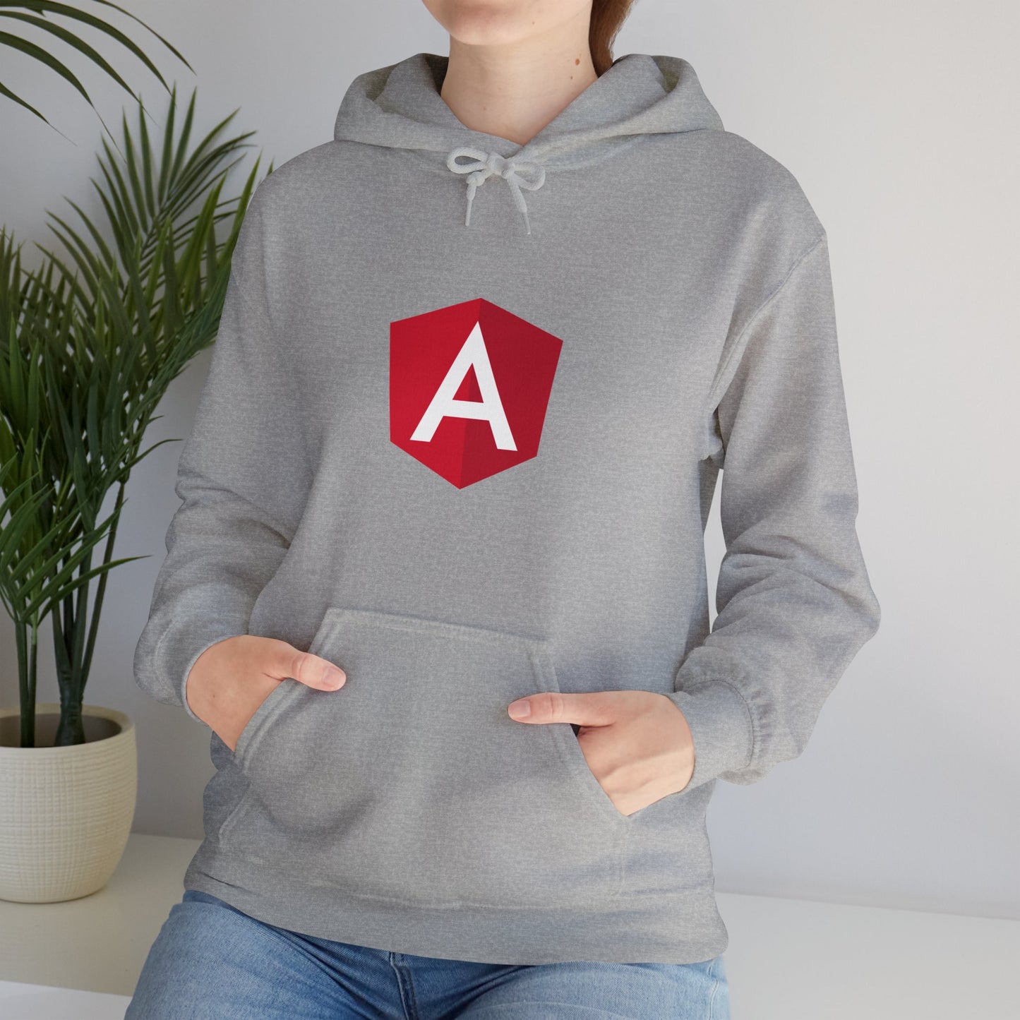 light_hoodie("angular", "#000")